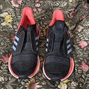 adidas Women's Athletic Shoes - Black and Red